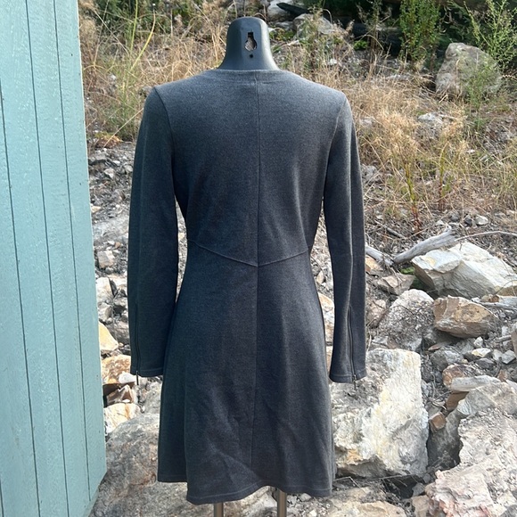 Athleta Celebration long sleeve v-neck mini dress  retro zipper pockets size SP - Picture 6 of 11